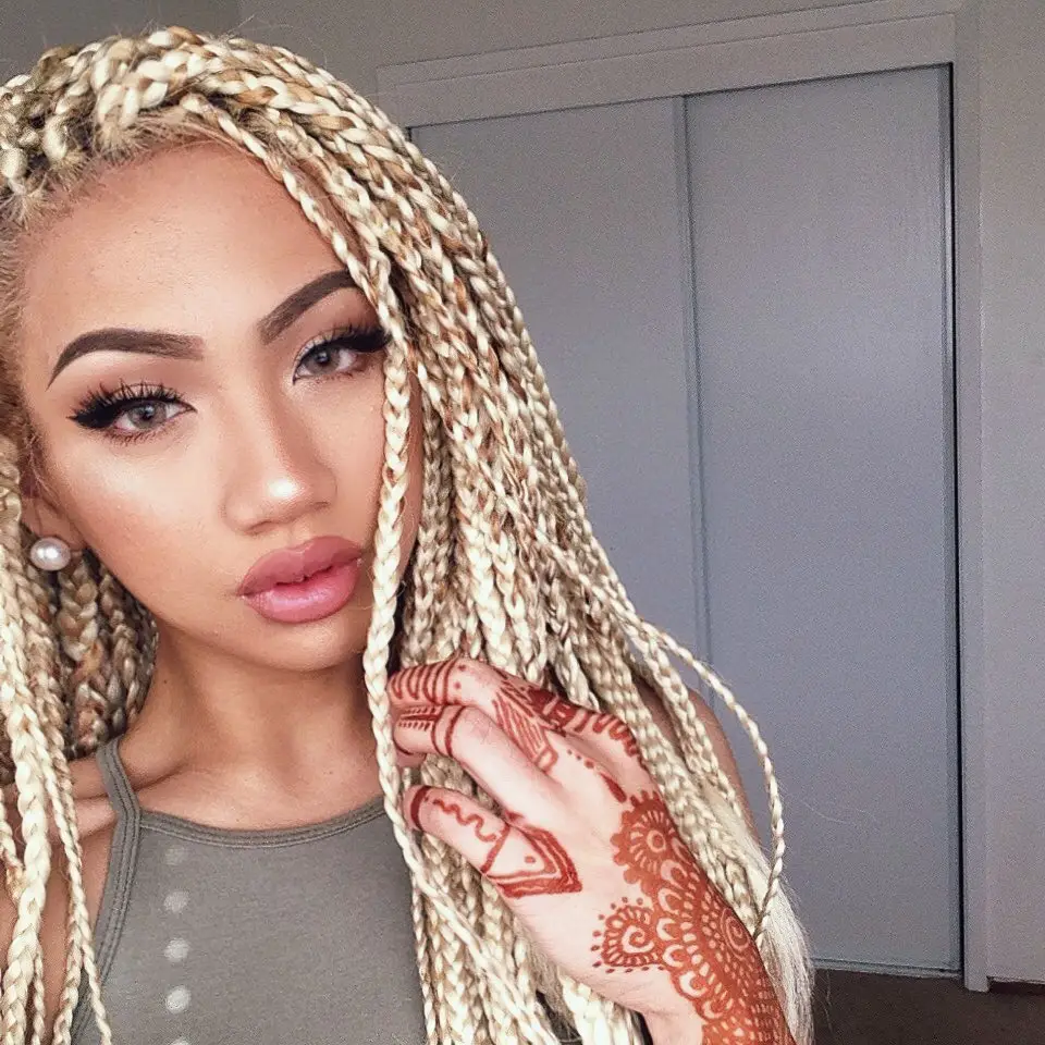 Medium Blonde Box Braids